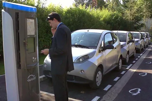 Un magazine spécialisé pointe les faiblesses de l'Autolib.