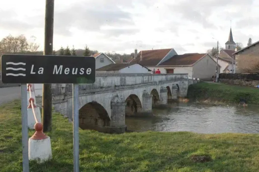 Il a été retrouvé samedi sans vie dans la Meuse, à 400 mètres d'un pont.