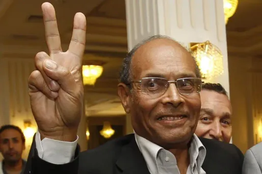 Moncef Marzouki nommera dans la foulée le chef du gouvernement, le numéro 2 d'Ennahda Hamadi Jebali.