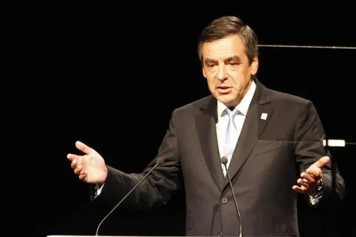 François Fillon montera au front au Sénat jeudi pour s'opposer au vote des étrangers.