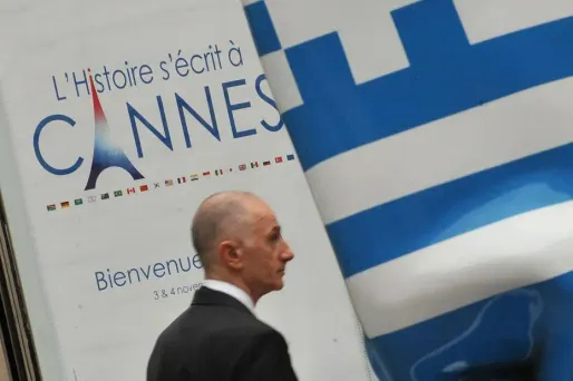 A Cannes, l'hypothèse de la sortie de l'euro de la Grèce est désormais ouvertement évoquée.