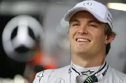 Rosberg (rem)pile chez Mercedes