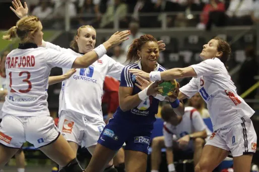 Les Bleues passent à côté