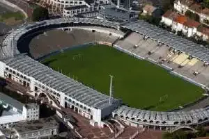 Bordeaux attend encore son grand stade
