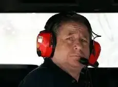 Todt s'éloigne de la piste