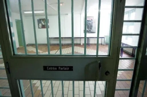 Le détenu molesté porte plainte