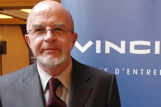 Zacharias droit dans ses bottes