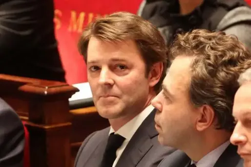 Le débat sur l'identité bel et bien enterré