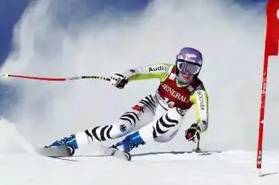 Lake Louise: Riesch dame le pion à Vonn