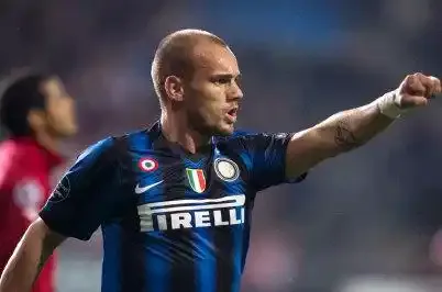 Le Débat: Sneijder méritait-il le podium du Ballon d'Or ?