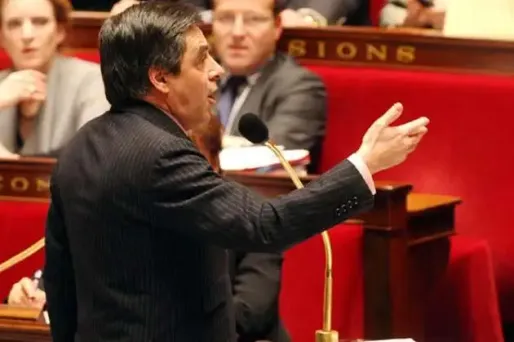 Burqa : la loi à l’Assemblée en juillet