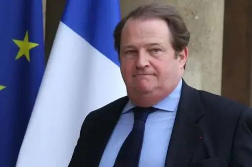 Remous autour des rumeurs sur les Sarkozy