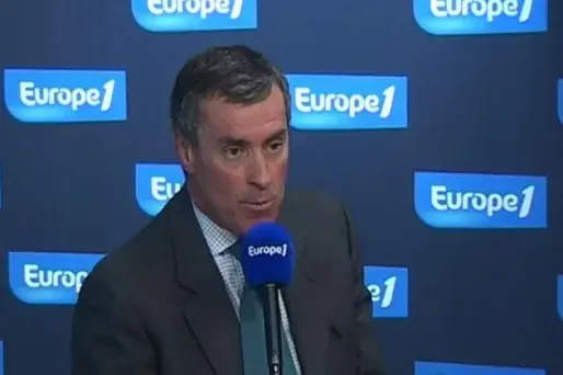 Retraites : "demander des efforts à tous"