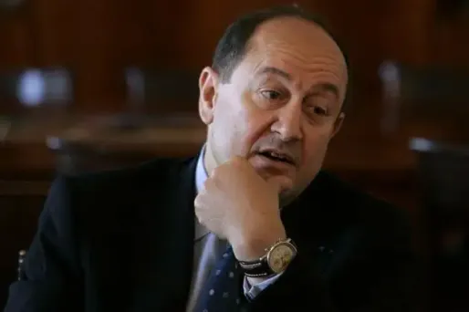 Rumeurs: les renseignements ont enquêté