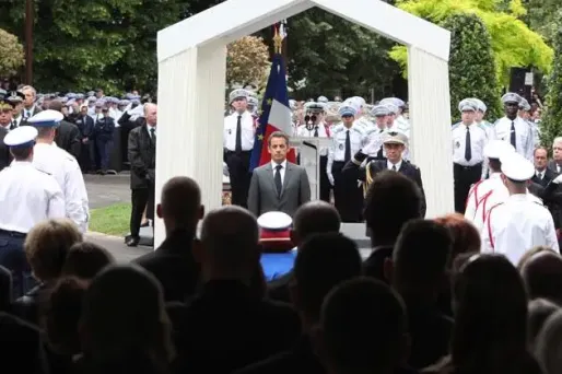 Policière : Sarkozy veut de la "sévérité"