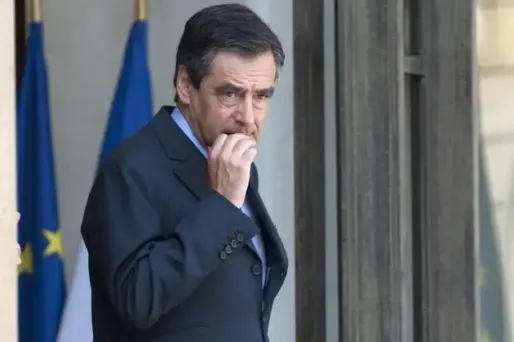 Fillon : "on est loin de la rigueur"