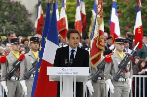 Sarkozy rend hommage aux "malgré-nous"