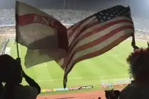 L'Angleterre et les Etats-Unis dos à dos