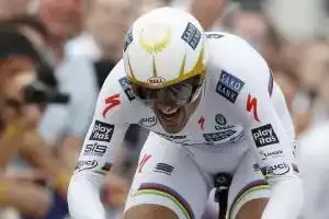 Départ canon pour Cancellara