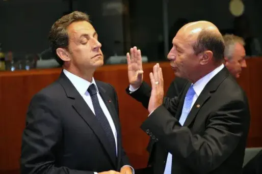Nicolas Sarkozy et le président roumain Traian Basescu