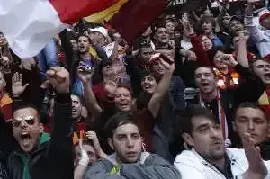 Les Mamma des Tifosi en colère