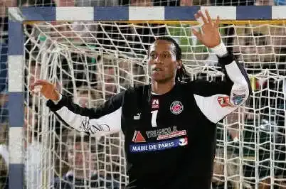 Paris tient sa demie