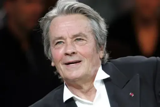 Alain Delon privé de metteur en scène