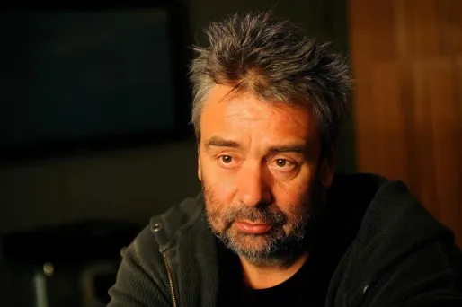 Luc Besson "fatigué des critiques"