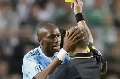 Derrien: "Plus de cohérence"