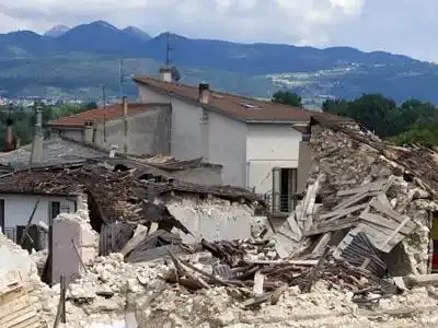 Italie : des maisons pour les victimes du séisme