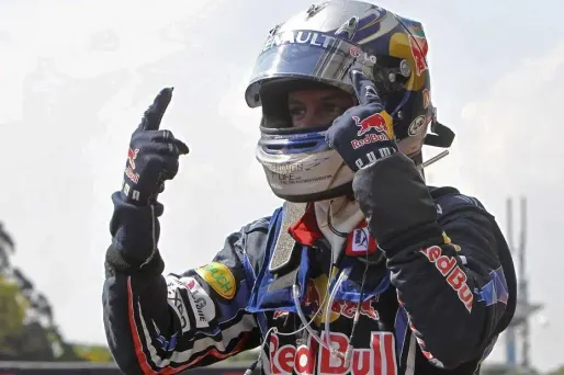 Red Bull s'accroche à Alonso