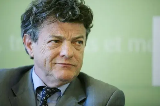 Borloo annonce avoir "choisi de ne pas appartenir" au futur gouvernement