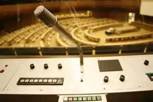 Institutions européennes cherchent interprètes français