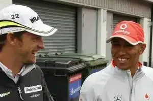 Button rejoint McLaren