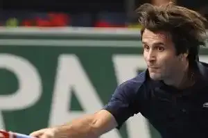 Clap de fin pour Santoro