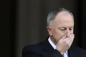 Irlande: l’Eglise et la police ont couvert des prêtres pédophiles