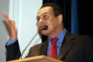 L'ancien ministre Léon Bertrand écroué