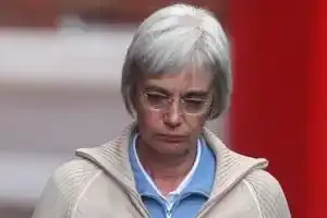 L’épouse du canoéiste escroc va devoir payer