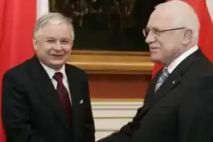 Le traité de Lisbonne attend ses dernières signatures