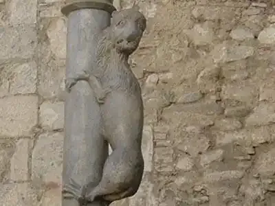 Grippe A : pas de baisers pour la statue de Gérone