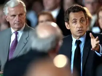 Londres poursuit son offensive anti-Michel Barnier