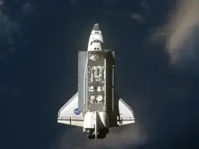 La mission d'Endeavour sur l'ISS a commencé