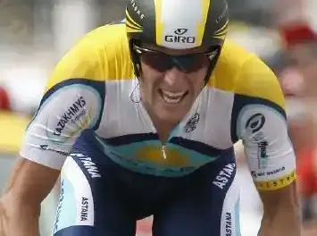 Armstrong dans le rythme