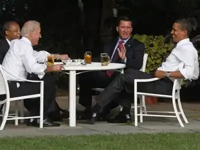 Obama : une bière pour éteindre la polémique