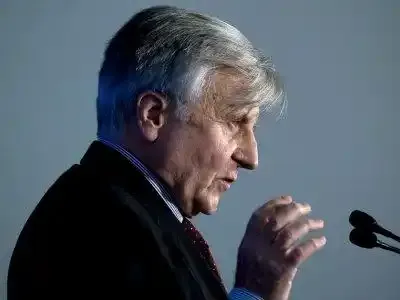 Trichet rappelle la France à l'ordre