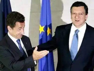 Barroso donne des gages à Sarkozy