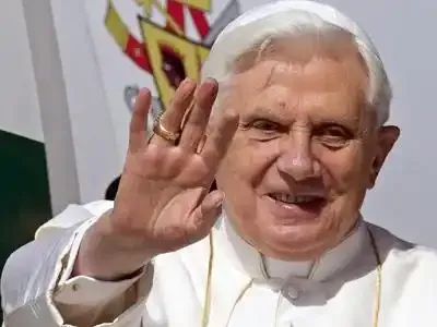 Benoît XVI aujourd'hui encore "surpris" d'avoir été élu pape