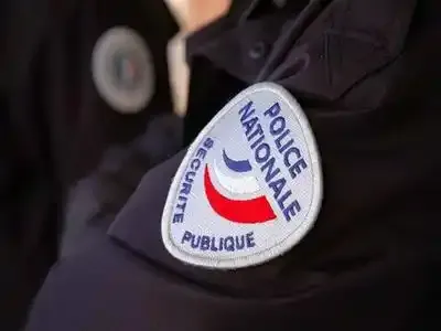 Un policier pourchassé par des collègues se tue à moto