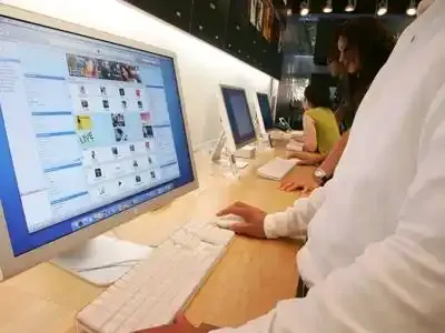 Piratage : les eurodéputés imposent un nouveau camouflet à la loi "Hadopi"