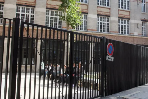 Un professeur et un assistant d'éducation ont été agressés dans l'enceinte de leur établissement scolaire (Illustration).